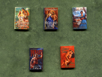 miniature romance novels